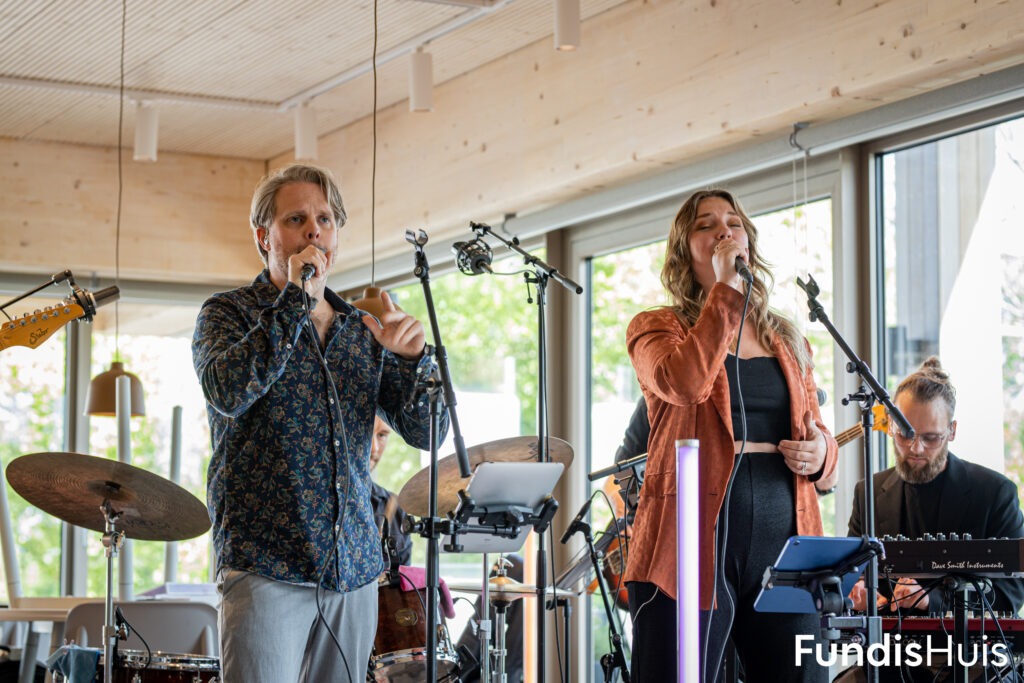 band singing and performing